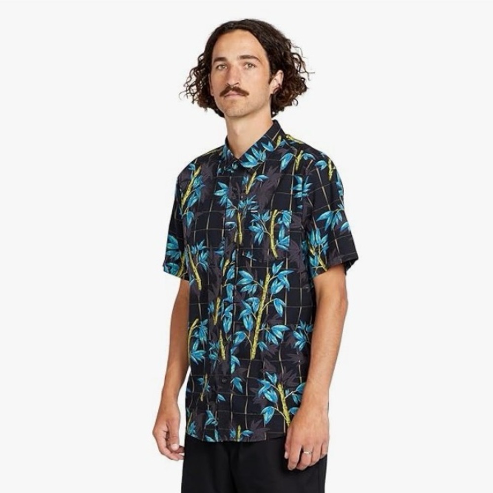 Volcom Men's Black and Blue Tropical Hawaiian Aloha Shirt - XL